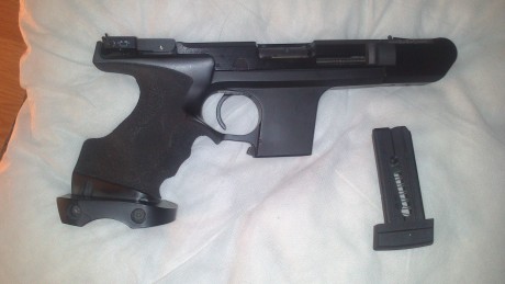 Vendo Hamerli SP20, RRS
Calibre 22 LR
Cacha diestra talla L, sin ningun retoque.
Como nueva, con poquisimos 00