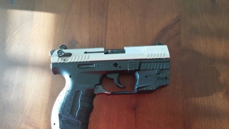 Por esceso de cupo vendo dos arma.
Una Glock 21 del cal.45 con dos cargadores y caja original por 325€ 00
