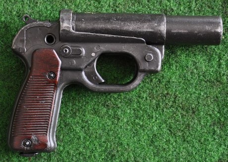 Hace unos días encontré por casualidad en una web extranjera un arma a la venta que hacía muchos años 70