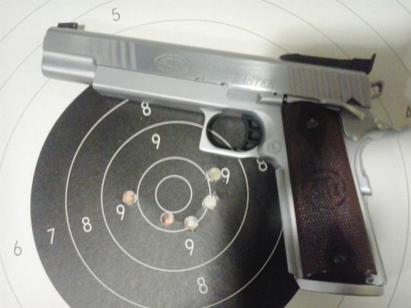 Buenas compañeros,

pues eso que pongo a la venta esta Maravillosa STI Target Máster cromada.

Se encuentra 00