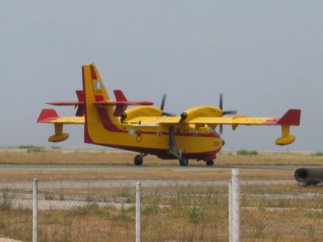 Pues eso, en este hilo pretendo deleitaros como amantes de los aviones de combate que sois muchos, con 70