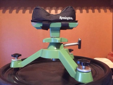 Vendo esta torreta de tiro Remington, la compre de segunda mano y la vendo por que no la uso, precio 30€ 00