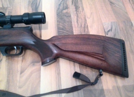 Vendo rifle semiautomático Voere 2185 en calibre 30-06.
Lo cambiaría por otro semiautomático en calibre 20