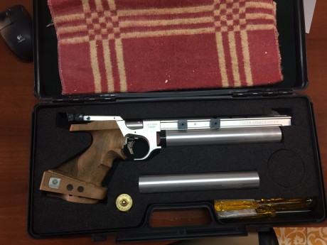 Buenas
Pongo a la venta pistola Steryr LP10 impecable. Cuidada por tirador meticuloso. Cacha S, dos bombonas. 00