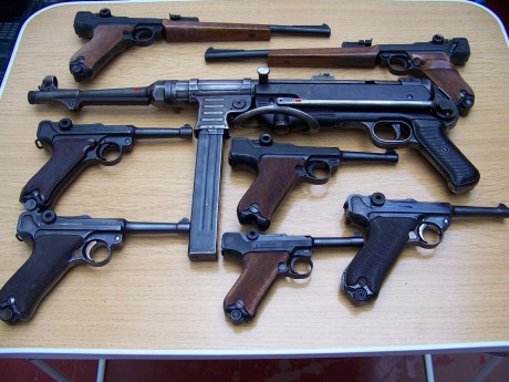 Pues ando buscando una Luger inutilizada (no tengo licencia de armas) y no me gustaría meter la pata! 100