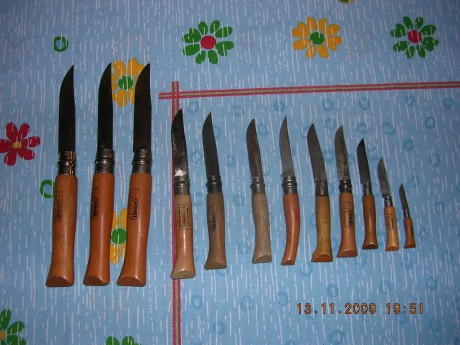 Hola:

Para los trabajos en el campo compré una Victorinox cuyas especificaciones eran: sierra para madera, 40