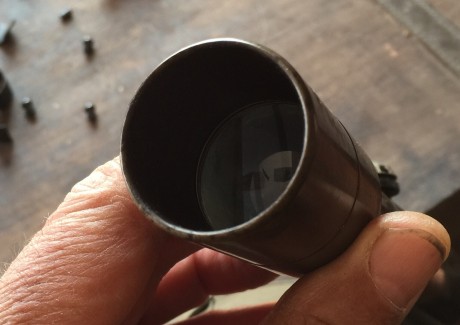 Anunció aquí en venta el CONJUNTO siguiente, para fusil K98

MONTURA LATERAL CORTA:
Es una réplica en 10