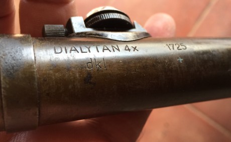 Anunció aquí en venta el CONJUNTO siguiente, para fusil K98

MONTURA LATERAL CORTA:
Es una réplica en 31