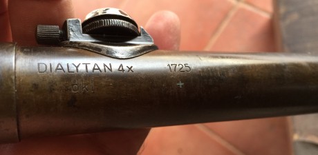 Anunció aquí en venta el CONJUNTO siguiente, para fusil K98

MONTURA LATERAL CORTA:
Es una réplica en 30