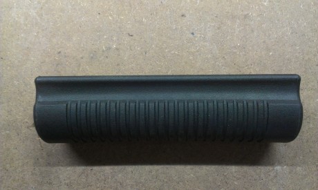 Se VENDE este fantástico guardamanos para escopetas REMINGTON 870 fabricado en polímero de alta resistencia 01