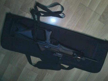 Vendo esta bolsa para un rifle-carabina de 90cm de longuitud y 30cm de alto, esta nueva sin descosidos 00