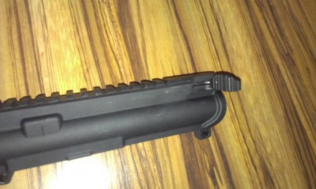 Se VENDE este magnífico UPPER para AR15 en calibre 6.8 SPC, con un cañón BERGARA de 18" de largo, 12