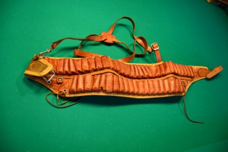 Se regala funda + canana + gorro especial camuflaje + kit limpieza
PRECIO: 250 Euros.  Portes a cargo 01