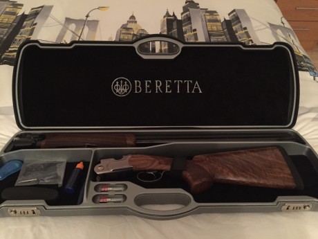 ESCOPETA SUPERPUESTA BERETTA 692 TRAP cañón de 76 cmt con muy poco uso, aun cuesta de abrirse.
Cañon STEELIUM 01