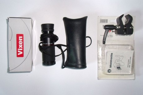 Unicamente en venta en Madrid capital, monocular Vixen 8x20 mm. Precio 60 euros

Abrazadera para adaptarlo 00