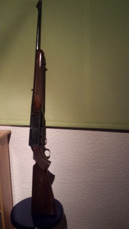 Hola 
Se vende rifle Browning bar1 calibre 270wm o se cambia por mira telescópica de gama alta pagando 00