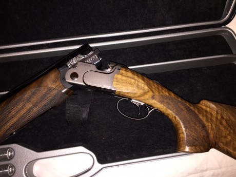 ESCOPETA SUPERPUESTA BERETTA 692 TRAP cañón de 76 cmt con muy poco uso, aun cuesta de abrirse.
Cañon STEELIUM 00