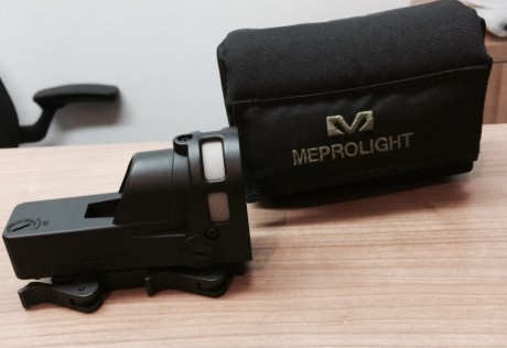 SE VENDE MAGNIFICO VISOR , PUNTO ROJO , 2 MOAS , MARCA MEPROLIGHT , ORIGEN ISRAEL , FUNCIONA CON TRITIO 00