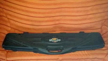 Se vende steyr lg110 hp 4.5 con  carrillera ajustable en altura
y seta todo de artesania.
La doy con maleta 122