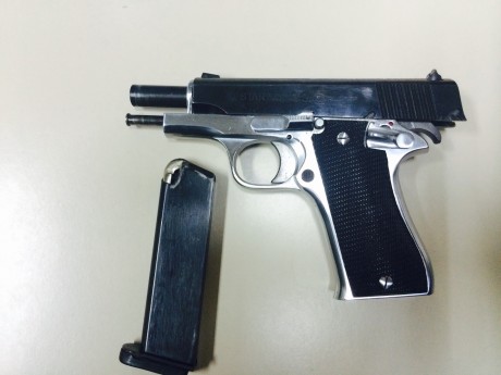 Se vende pistola Star BM 9mm Parab. En buen estado; tiene poco uso y esta súper "afinada"; con 01