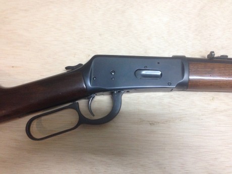 Vendo palanquero Winchester 94, calibre 30.30., impecable, pocos tiros. Precio 500 euros puesto en la 20