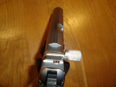 Hola compañeros, mi pregunta es que tengo que hacer para poner las mirillas de mi Tanfoglio ya que lleva 10