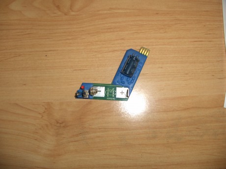 Vendo sistema electrónico para empuñadura zurda de la Pistola Libre Morini CM 84 E. Adjunto imagen del 00