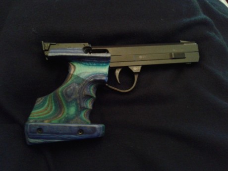 Hola amigos,
Pongo a la venta mi Baikal Ij35, en cal.22, importada por Walther.
El arma se encuentra en 01
