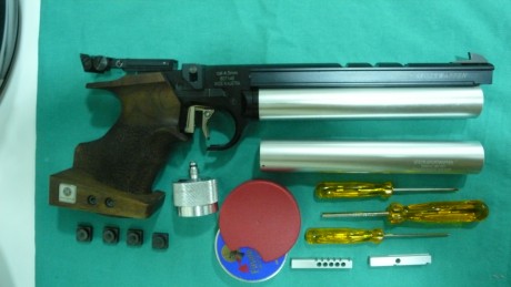 Steyr LP 50 de 5 tiros. del 2005 sin uso apenas. Esta nueva. Solo usada pocas veces en casa.
Bombonas 00