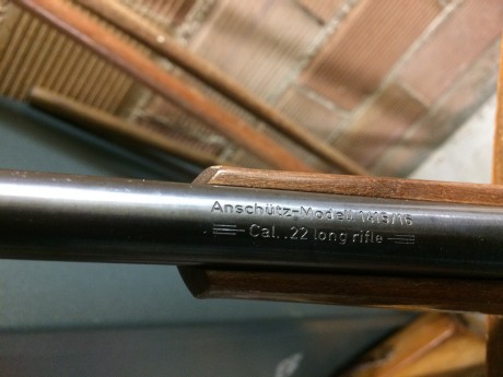 Vendo carabina cerrojo anschutz en perfecto estado, disparador al pelo y visor 4-12x42 nikko stirling. 01