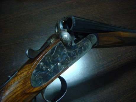 Calibre 12/70, Expulsora, cañones de 70 cms. equipados con choques interiores Brileys desmontables, tiene 00