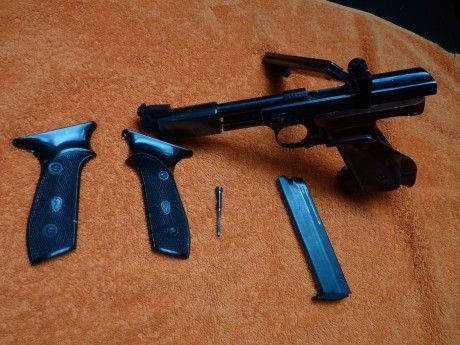 Ahora vamos la la Margolin, poco que decir de esta pistola que no se sepa, esta concretamente es la que 01