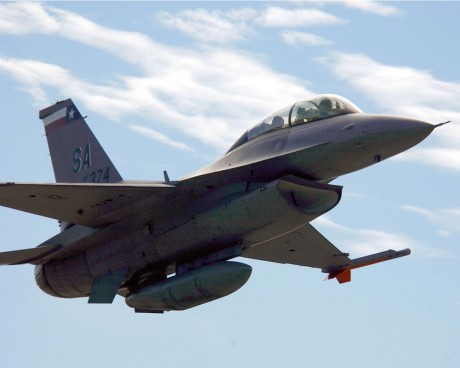 Pues eso, en este hilo pretendo deleitaros como amantes de los aviones de combate que sois muchos, con 91