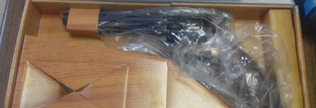 Se vende revolver uberti del calibre 45 long colt. Esta sin estrenar no he pegado ni un solo tiro. El 11