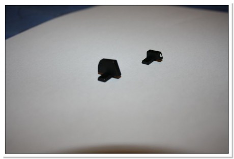 SOLO QUEDA UN ALZA.

Dispongo de alza para pistola, regulable tanto en altura como en deriva de la marca 10