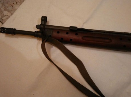 Hola, un amigo vende todas sus armas por enfermedad. En esta caso se trata de un fusil Cetme del calibre 22