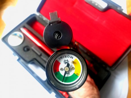 Pongo a la venta pistola aire Morini CM162MI, en estupendo estado. Tan solo tiene modificada la empuñadura 12