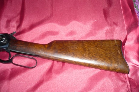 Por jubilación dejo el tiro, y por tanto vendo mi  rifle de palanca marca Rossi calibre 44 magnun, en 01