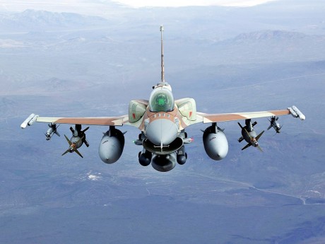 Pues eso, en este hilo pretendo deleitaros como amantes de los aviones de combate que sois muchos, con 160