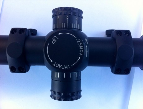 Pues eso que pongo a la venta este extraordinario visor NIGHTFORCE modelo NXS 12-42X56 con retícula MLR 41