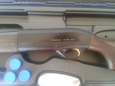 Hola, vendo escopeta Beretta Urika AL391 cal.20 en perfecto estado, cañón de 71 cm, recamara 20/76, 5 00