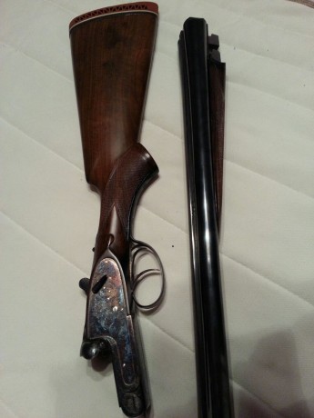 Un amigo me ha pedido que le anuncie su escopeta heredada de un familiar...
Se trata de una Garbi 103A, 11