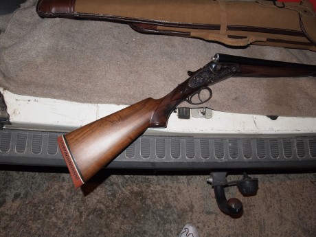 Un amigo me ha pedido que le anuncie su escopeta heredada de un familiar...
Se trata de una Garbi 103A, 81