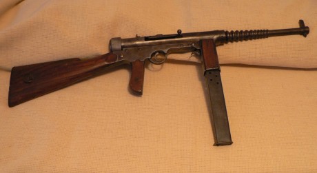 Hace unos días encontré por casualidad en una web extranjera un arma a la venta que hacía muchos años 140