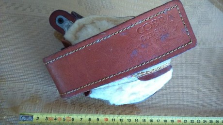 Vendo las fundas de la fotos. Son de cuero de buena calidad, y otras de cordura. Sirven para revólveres 22