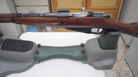 Hola, pues vendo mi Mosin Nagant 91/30 fabricado en Tula en 1929, caja hexagonal,  base  para mira; está 92