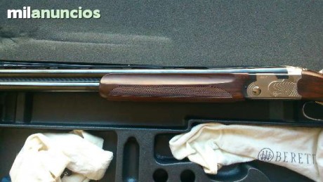 Preciosa Beretta 686 version Trap,con 76cm de cañon,2y1 estrellas.la escopeta tiene dos años y la vendo 30