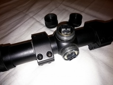 Vendo este visor gamo sus monturas bajas en perfecto estado, el envío esta incluido, o entrega en mano 11