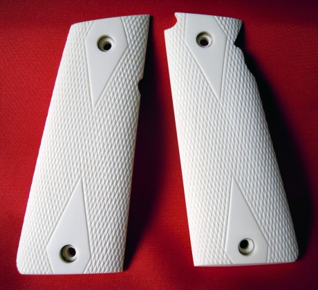 Vendo cachas para pistolas Star, tipo A - B, y sus variantes AS, BS. También para Llama, variantes y clones 10