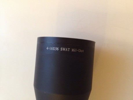 Visor Leapers Accushot 4x16x56 Swat, retícula Mil Dot, con montura y tapas abatibles. En venta por 160€, 01